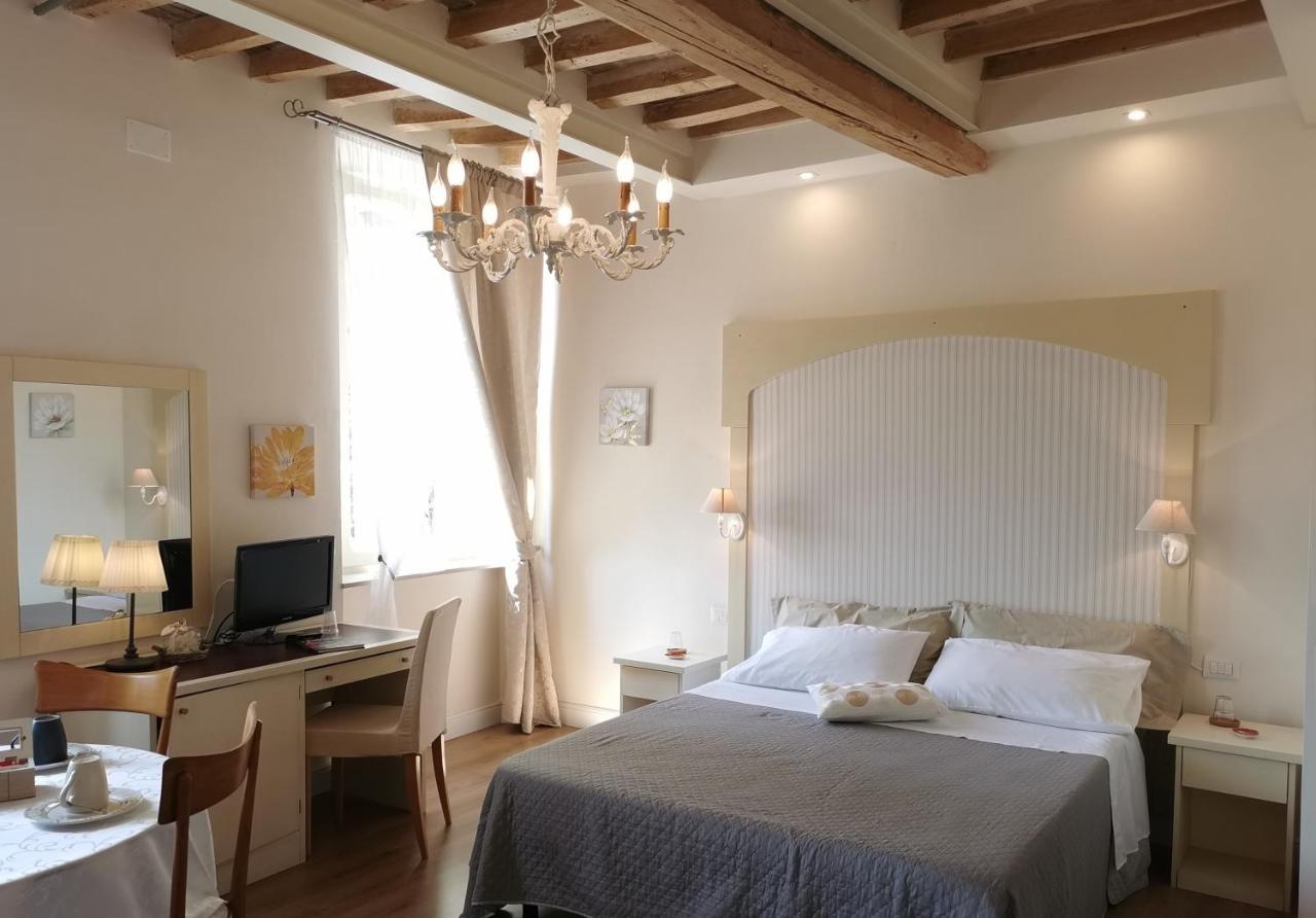 Ariediparma - Rooms&Apartments Dış mekan fotoğraf
